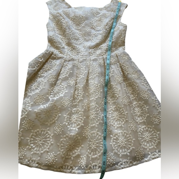 Topshop Textured Floral Embroidered Ivory Mini/Midi Dress Size 6 - Picture 7 of 14